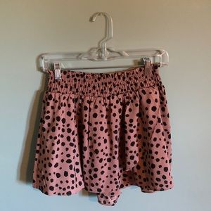 La Miel pink leopard print skort, size M